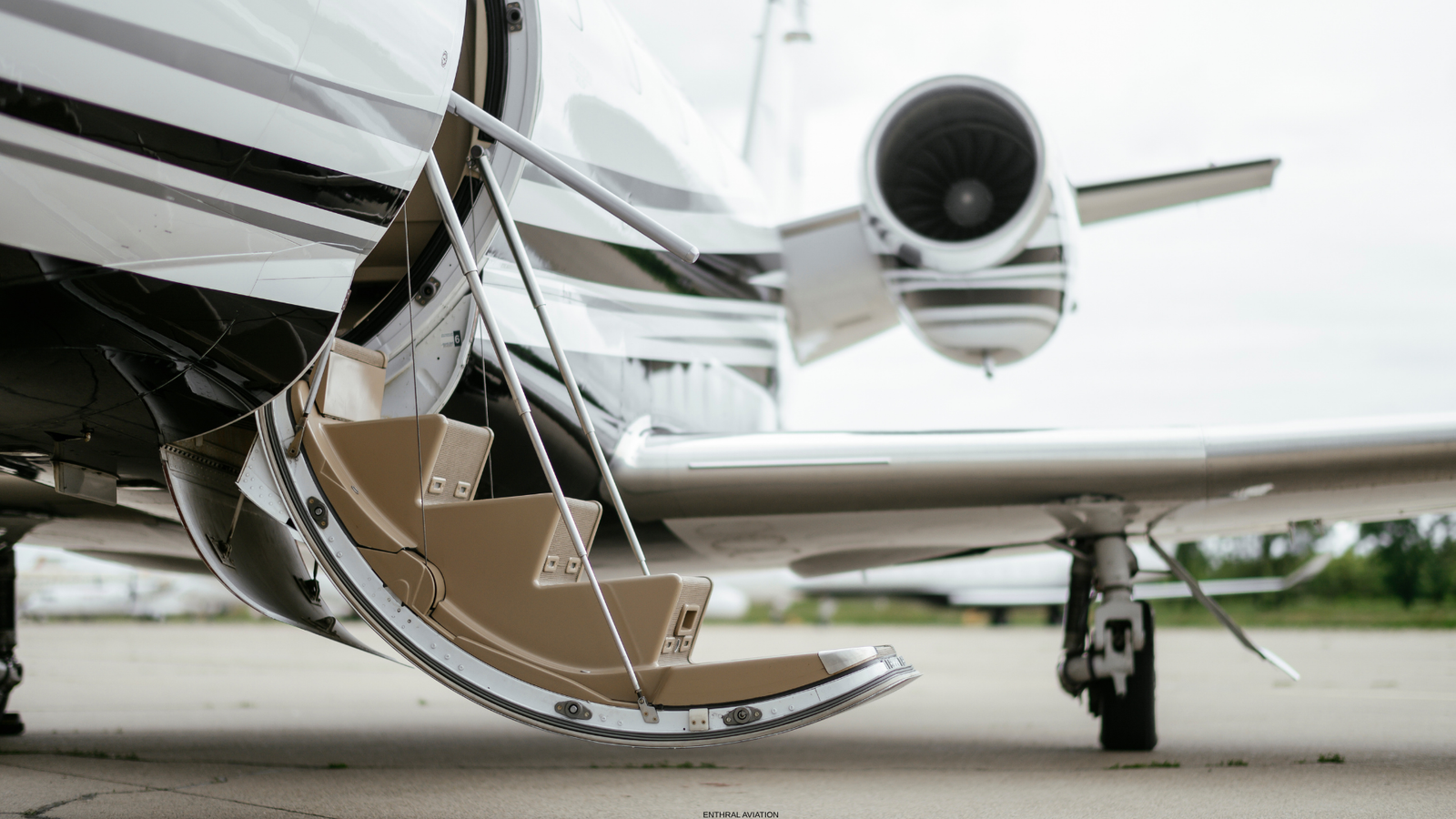 Private jet landing in Dubai — Enthral Aviation UAE